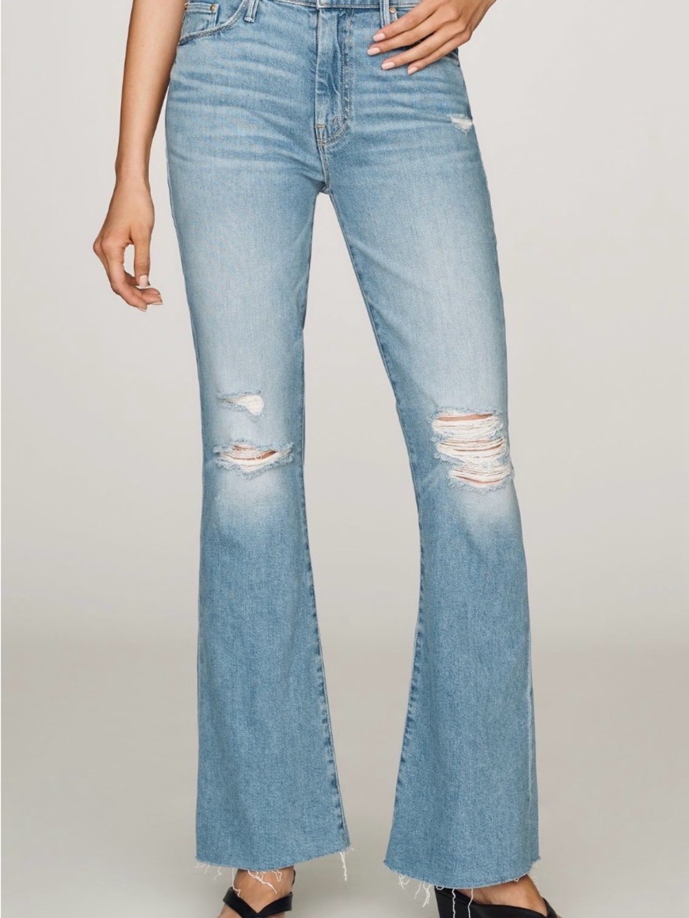 MOTHER Weekender Fray Jeans - Picture 2 of 10